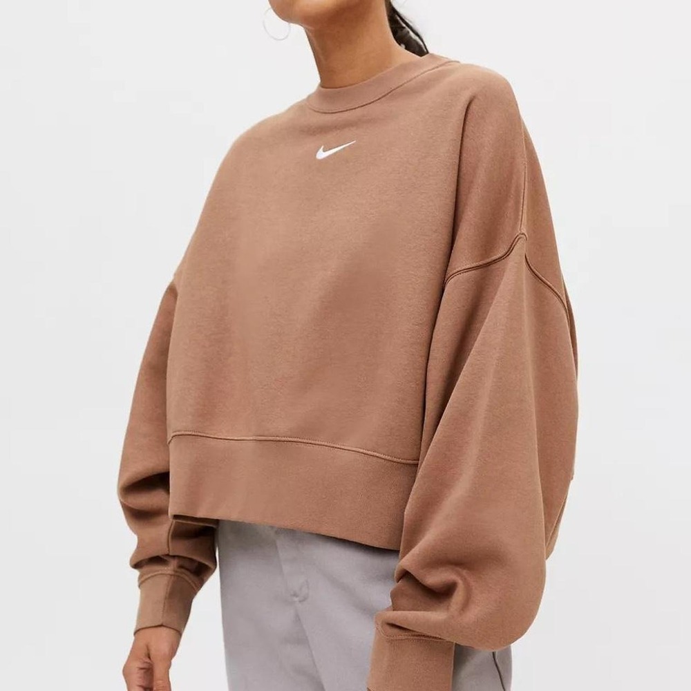 Nike Essential Fleece Crew Neck Sweatshirt